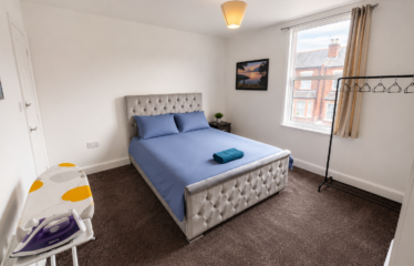 3-Bedroom Leeds House for Contractors & Families