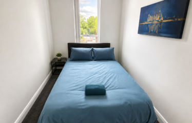 3-Bedroom Leeds House for Contractors & Families