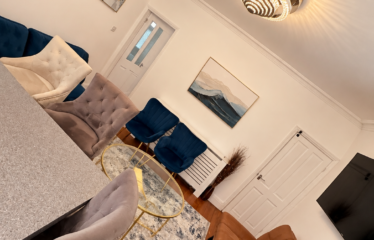 Barking 3-Bedroom House with Private Parking